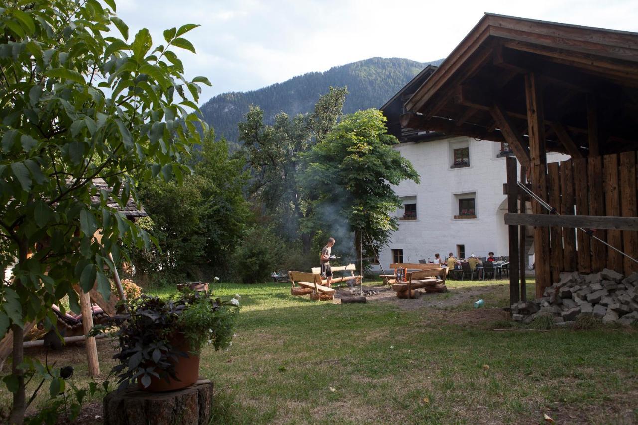 Romedihof Backpacker Hostel Karrösten Exterior foto